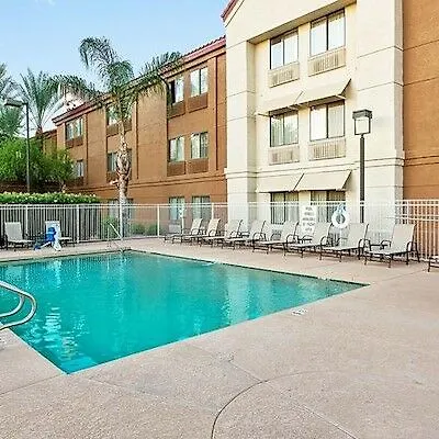 Hotel Red Roof Inn Plus+ Tempe - Phoenix Airport